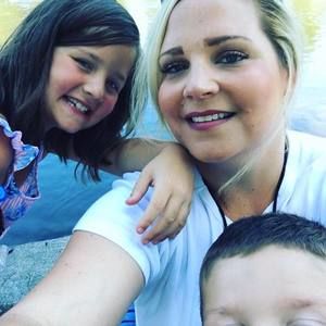 Meet your Posher, Lindsey